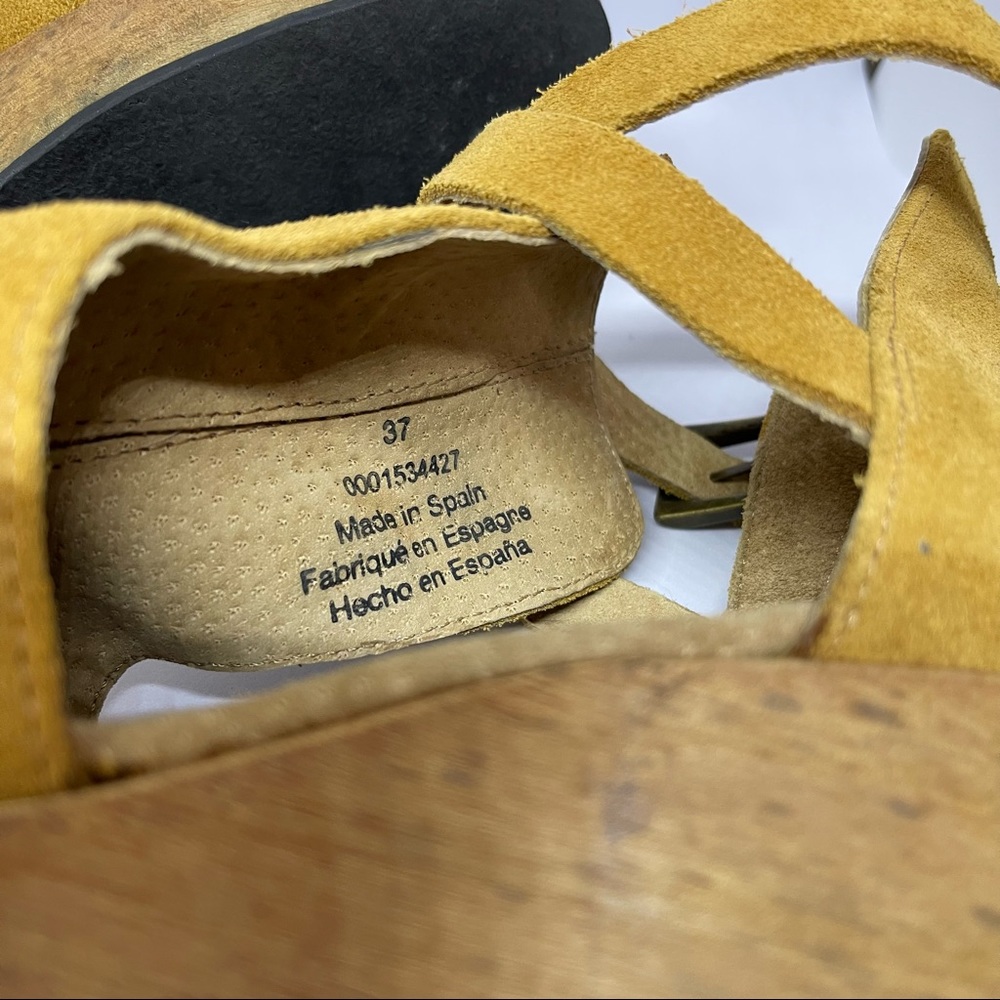 Free People Womens Yellow Taupe Suede Cedar Clog Shoes Size US 7/ 37 - Picture 13 of 15